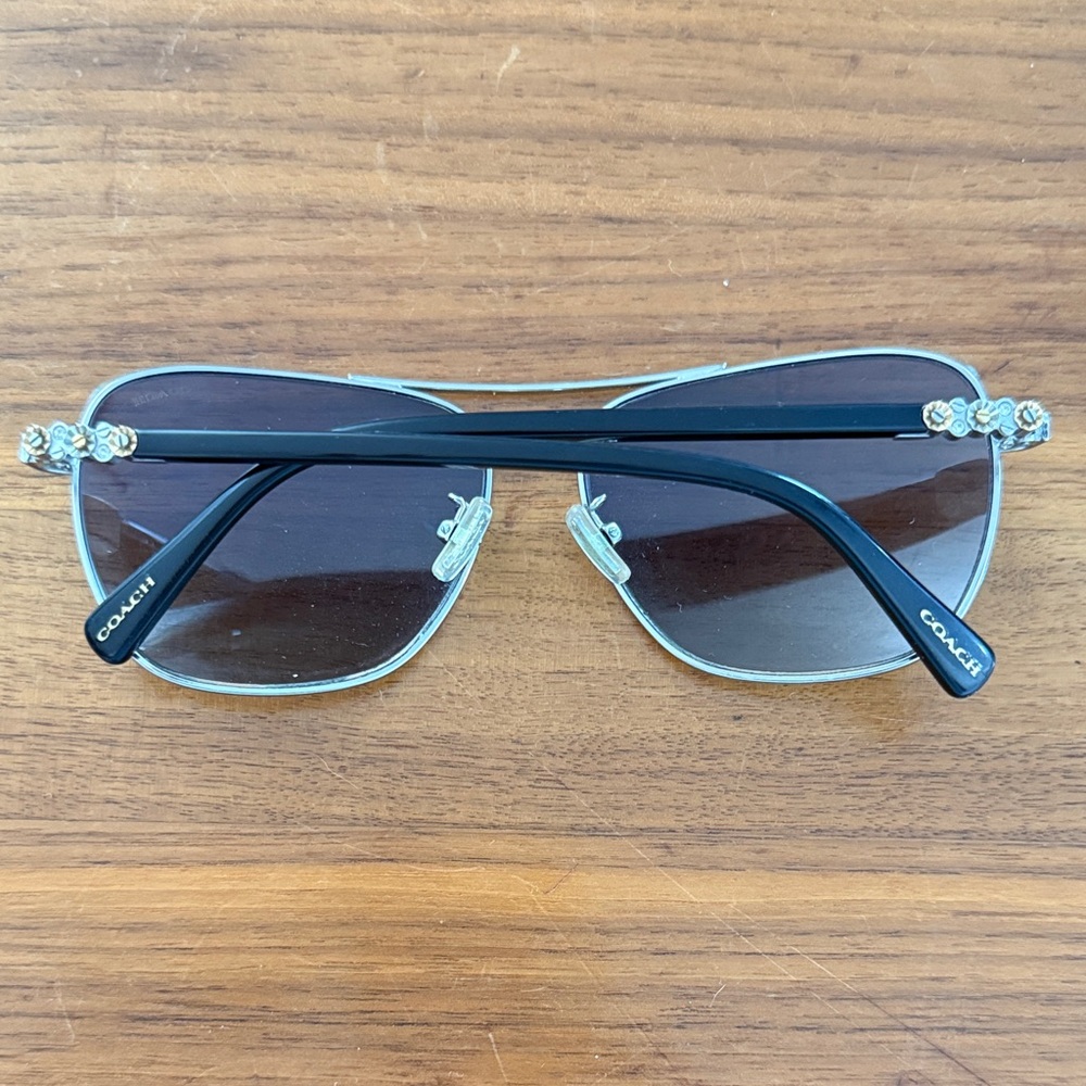 EUC coach hc 70738 pilot sunglasses - Picture 2 of 5